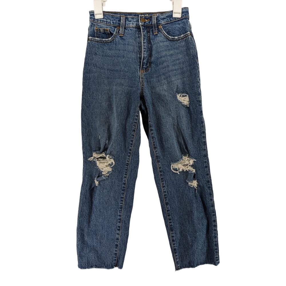 Universal Thread Straight Leg Jeans 2/26R Light Wash Distressed High Rise Ripped - Picture 10 of 10